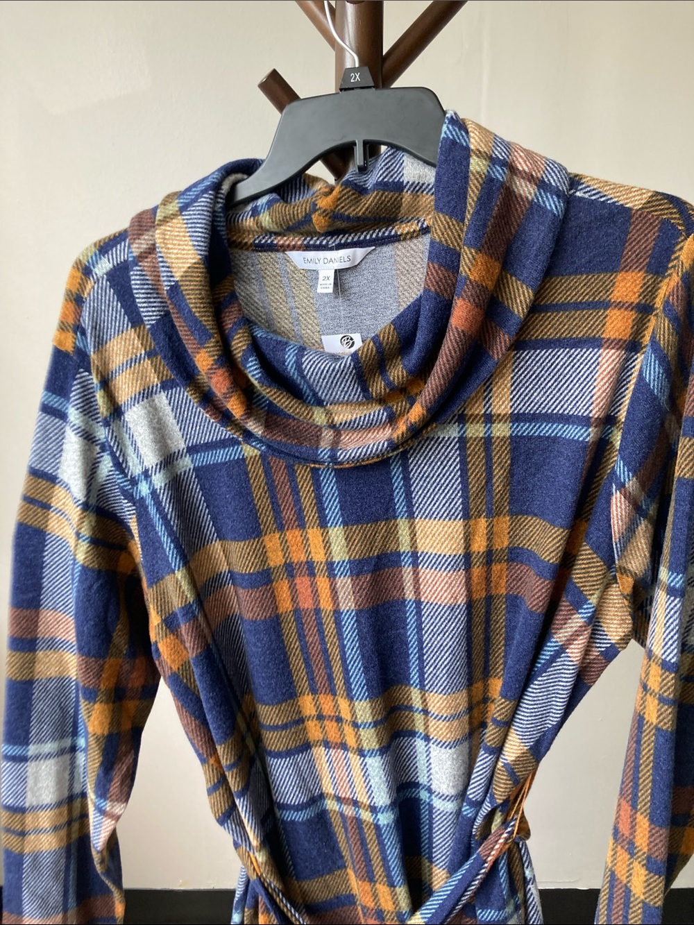 Emily Daniels plaid by printed midi cowlneck dress with belt long sleeve 2X - Picture 16 of 16
